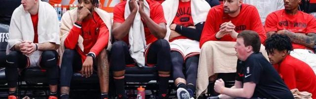 kaiyun-真的打不过！公牛两场从童话回到现实即将首轮出局